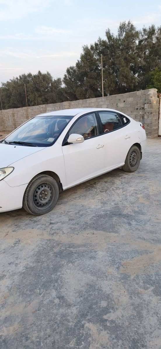 السلام عليكم النترا مقدس 2011 محرك 1600 بغداد بأسمي  تجي وتشوف مكاني بغداد خلف حي طارق 
***********
110
