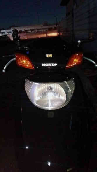 السلام عليكم دراجه سبيسي للبيع 
الدراجه شغاله بس ما تمشي 
1:اشاير شغاله
2:لايت عالي ناصي 
3:تايرات جدد 
4:سرعته100
5:تشتغل هندر 
الدراجه مثل ما موضح كدامكم حلوه ونظيفه 
يرادله شويه تعديلات
مكاني:بغداد البياع
السعر:300 وبيه مجال حك الجيه والتحميل 
#رقمي:***********بس وات ساب
واليجيني ما أقصر وياه أن شاء الله
