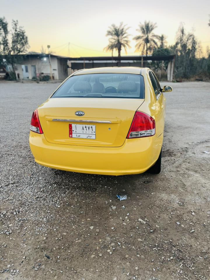 سلام عليكم 
سيارة كية سبكترا 2009
كير مكينه خير من الله
كهرباء كامل فول نضيفه
صبغ جديد جديد
مكاني خالص
رقم ***********
سعر 67 وبيه مجال
