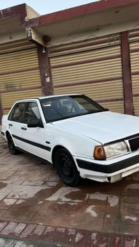 سياره فالفو حجم  460  رقم الماني بسمي شرط التحويل  ٢٩ كابون بازين شغال...