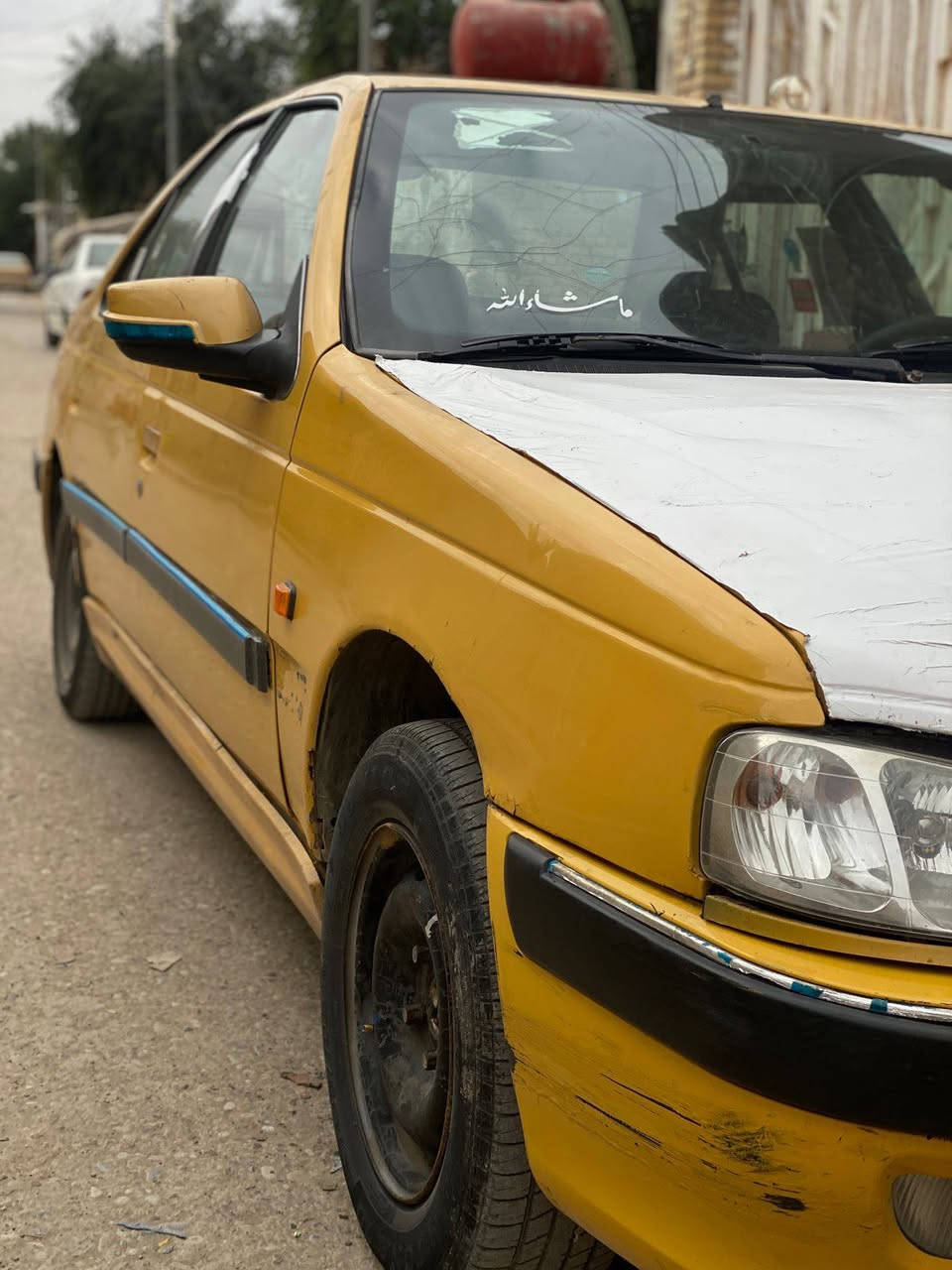 بيجو بارس 2015  السياره مثل ماتشوفون بالصوره حلوه مكينه كير حداده خير من الله مكان السياره ميسان سعرهه 38 وبيهه مجال سنويه صاقطه 21 هئيه وغرامات عليه رقمي ***********
