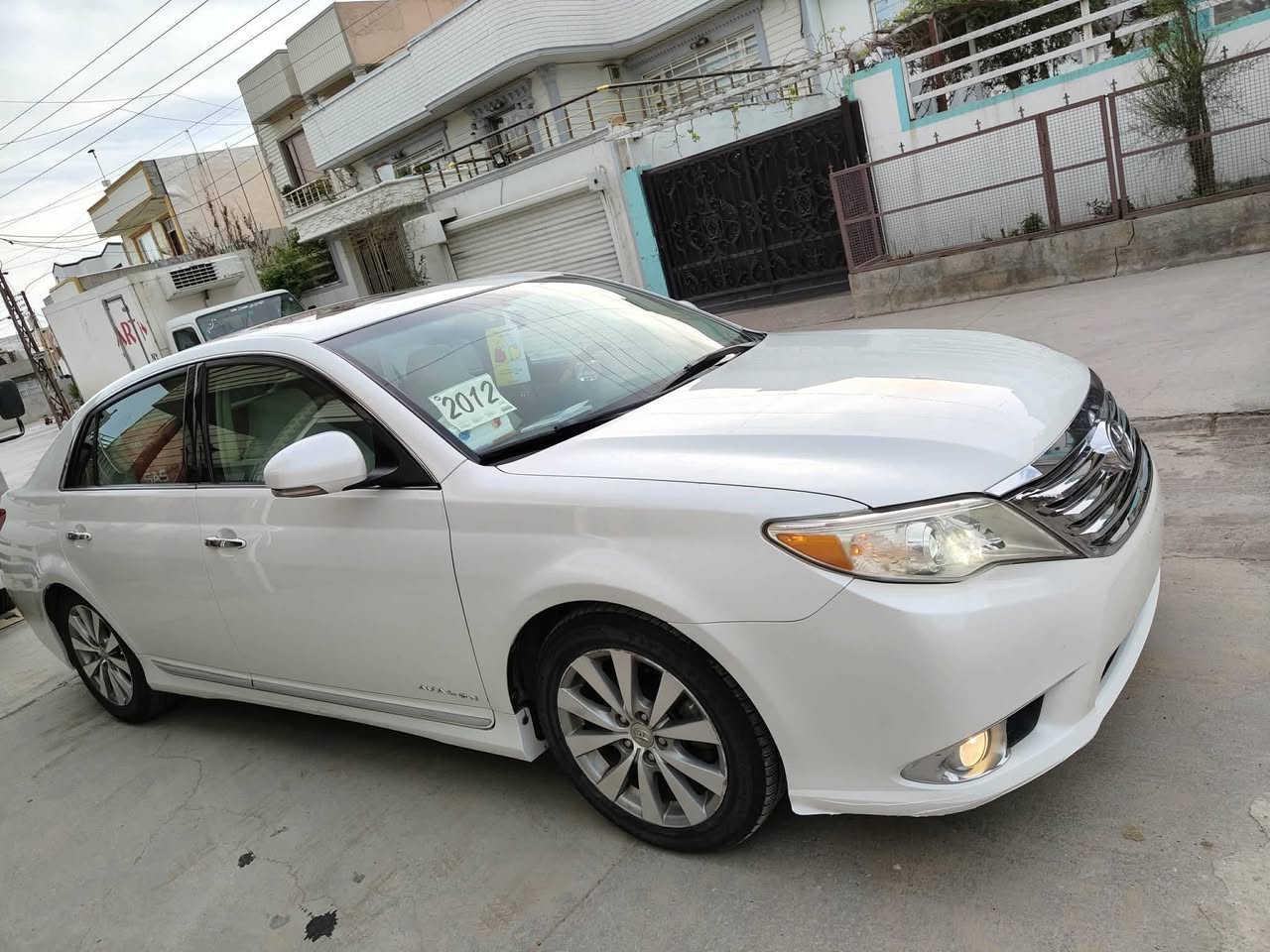 ‎بـۆ فرۆشتن تـوێتا ئـەڤەلۆن 2011..
‎سەیارەكە دوبەیە ..
‎سـاغ سـاغ ✅.
‎ئـەمریكـی لمتد فول فولە سەیارەكە..
‎نـاو زەرد . بەسمە . پەردە . سڵاید .كوشن سارد 
‎و گەرم . 6 سیدی .
‎سەیارەكە نمونەی جوانیە
‎كامل كامل مەسروفم كردوە
 م گۆڕیوە‎ھایدرۆلیكی گێڕ 
‎كامل سێرڤسم كردوە ..
‎كـوشن و سوكانی بیلادی ماوە ..
‎گێڕ و مەكینەی بەشەرت
‎دیجیتاڵی نیە ..
‎ سەیارەکە بێ بۆیاخە کلینە
‎بـۆیاغ ئـەستورە ✅.
‎
***********
***********
سعری 140وەرقە معامەلە
شوێن سیدسادق
