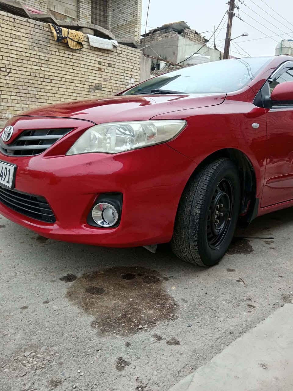 السلام عليكم.كورلا موديل 2012
مكينه كير كفاله تخم تاير جديد 
سياره مال جناي بيه بس الباب الخلفي 
الباقي كفاله  .شوفت عينك سونار وين ميعجبگ .
السعر (125 ) بخدمت الشراي  
*********** 
مكان السياره كربلاء
