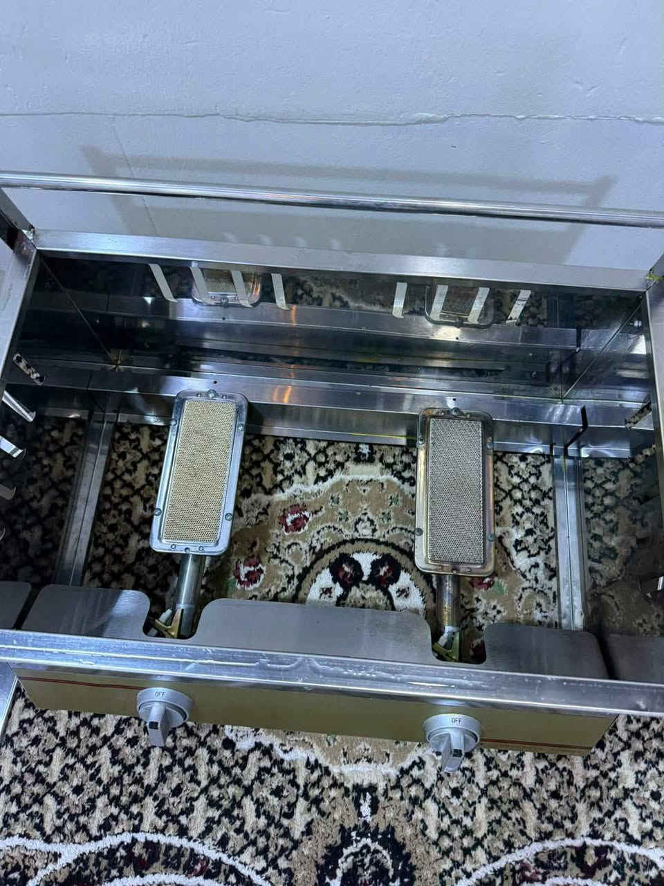 السلام عليكم قلايه للبيع جديد مستعمل قليل حوضين كل حوض 6لتر نوعية ستان ستيل سعرها. 130 بيها مجال بسيط


**إذا كنت صاحب هذا الإعلان وتريد حذفه لأي سبب، رجاءا أرسل رسالة إلى الدعم الفني**