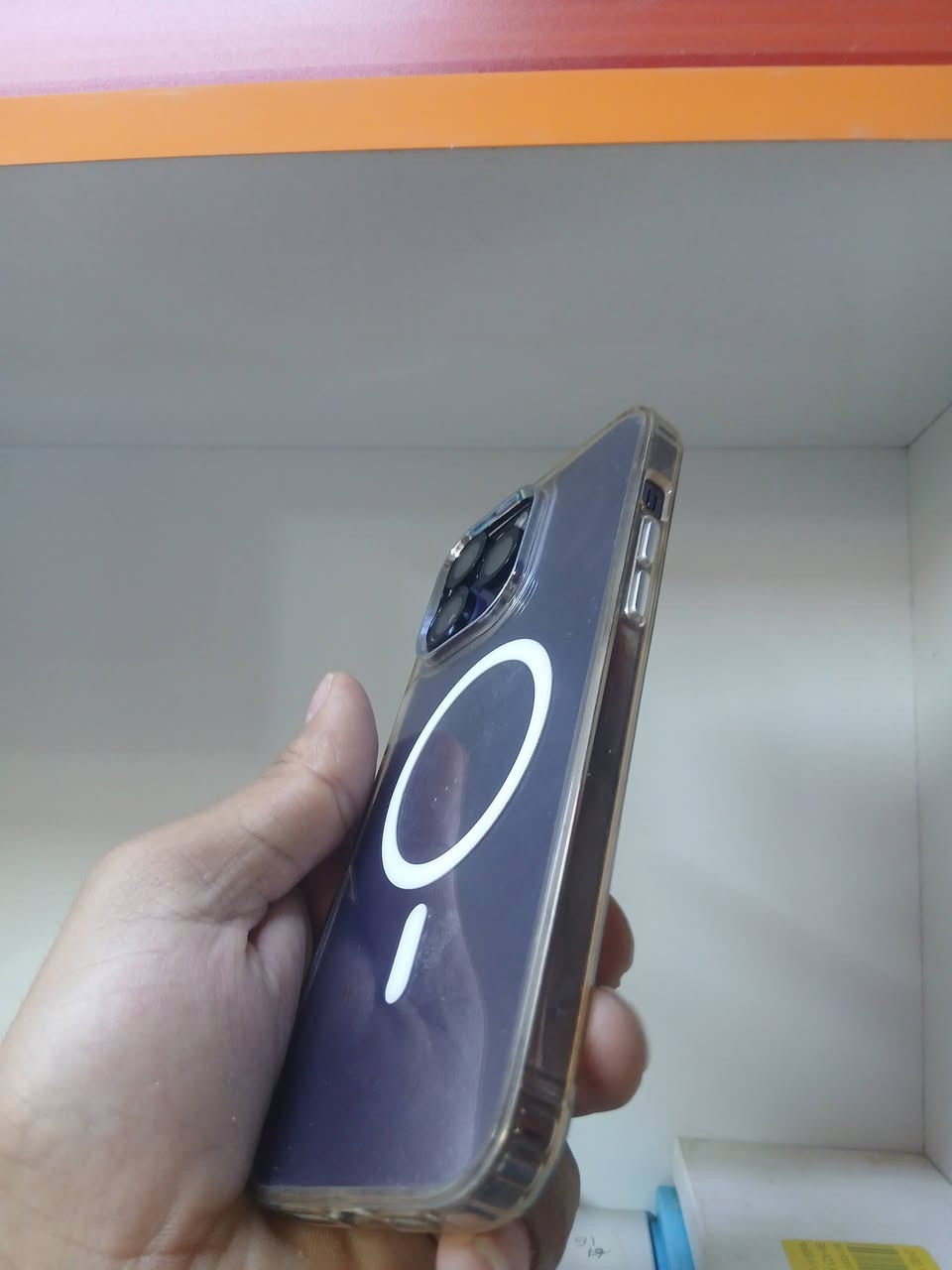 ايفون 14 برو ماكس مبدل ظهر بس ذاكره 256 دبل خط بطاريه 84 كلشي ما مبدل فقط بس ظهر سعره 850... بي مجال ***********
