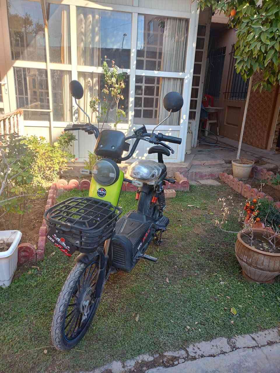 دراجة شحن للبيع موديل 2024
خمس بطاريات شاحنه بلادية ودبل سويج
الدراجة نظيفه شرط الفحص عيبها فقط البريكات تحتاج تعيار والهورن شبه عطلان لان تاركها فتره
عن الحلال والحرام البطاريه شويه ضعفت لان استخدام سنه ونص بس تمشي هواي بدون مشاكل
مكان الدراجة كركوك دوميز سعرها 225 وبيها مجال
***********
