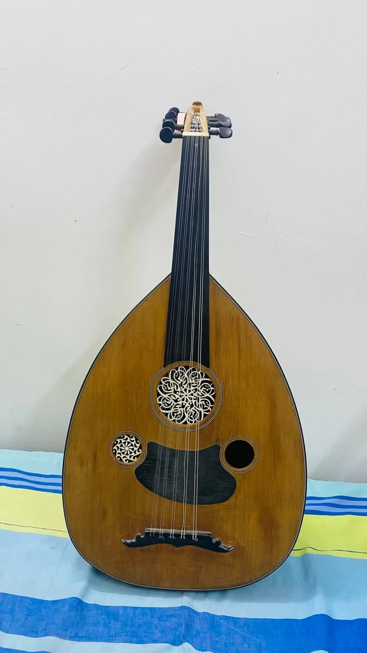 #عود_تركي
عود للبيع 
نوعية تركي 
انقره عود  
اوتار تركي اصليى 
مع حقيبة و ريشة هدية 
سعر ٢٢٠ وبي مجال 
ويوجد توصيل الى جميع محافظات العراق  ب٦ الف


**إذا كنت صاحب هذا الإعلان وتريد حذفه لأي سبب، رجاءا أرسل رسالة إلى الدعم الفني**