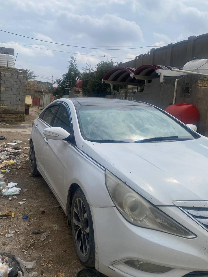 السلام عليكم سيارة سوناتا موديل 2011
خليجي
فقط تبديل جاملغ امامي
العنوان بابل الرقم ***********
