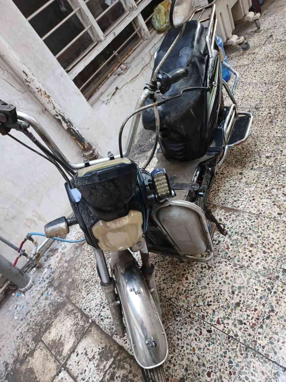 دراجة شحن بطارية 6 اشهر مستعملة ب 150 الف فقط ***********
