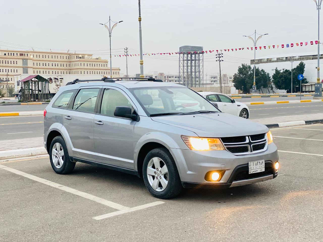 دوج جورني موديل 2016وارد مريكي سعر 118 قابل للتفاوض حادثه جاملق وحافت البنيد بدون دواخل والباقي مكفول كفاله عامه  من ضربه وصبق وتبديل مواصفات شاشه بصمه بصمت ابواب  تحكم استيرن لايت زنون محرك وكير مكفولات محرك 2400 حداديه جديده تخم تاير جديد تبريد ثلج رقم بابل سياره جديده معنه الكلمه مكان السياره كربلاء المقدسة الستفسار اكثر تصال***********
