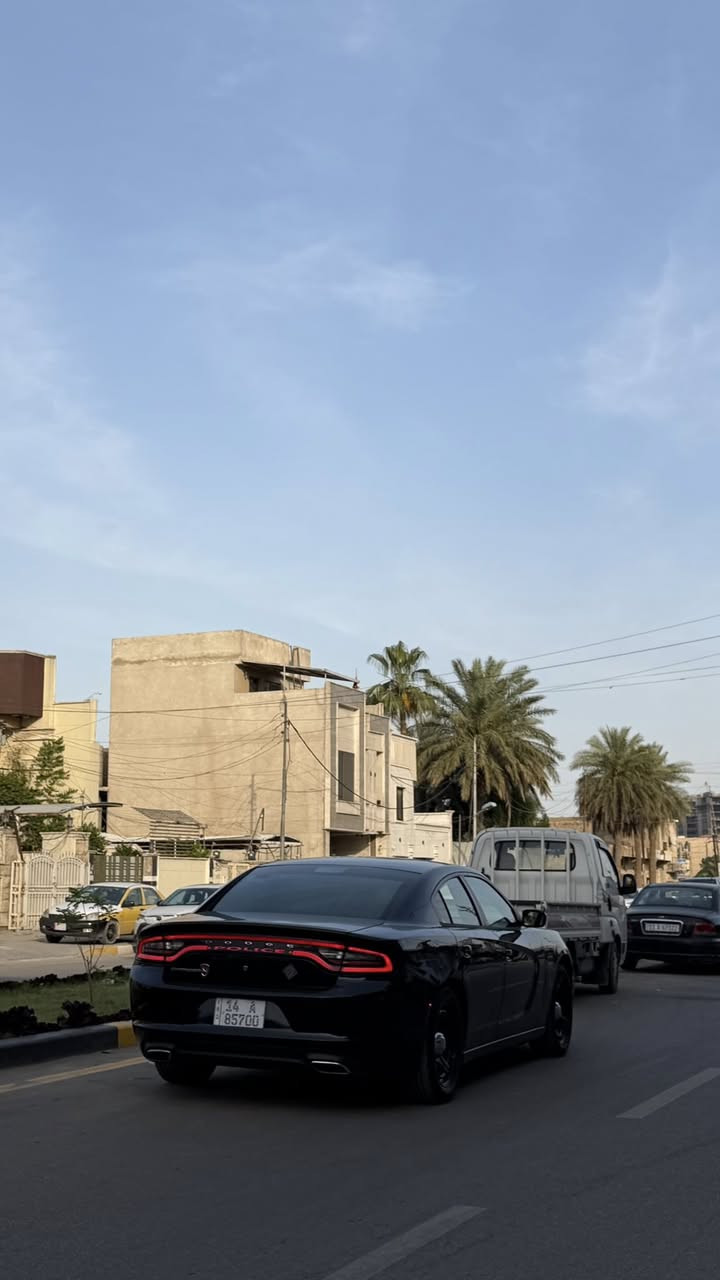 سلام عليكم جارجر 2016 فدراليه بدون زروف بل قماره او بل جنطه، مكينه 5700 عليها منظومه غاز جديده، حادثها من امريكا بنيد وعندي طك تاير وانصبغ نص جاملغ خلفي ايسر مكينه وكير جدد حداديه امامي خلفي جديده تخم تاير جديد ويل اصلي ستدات اصلي بس طوس تجاري رقم بصره انكليزي مكاني بغداد سياره للبيع وترهم مراوس ***********
