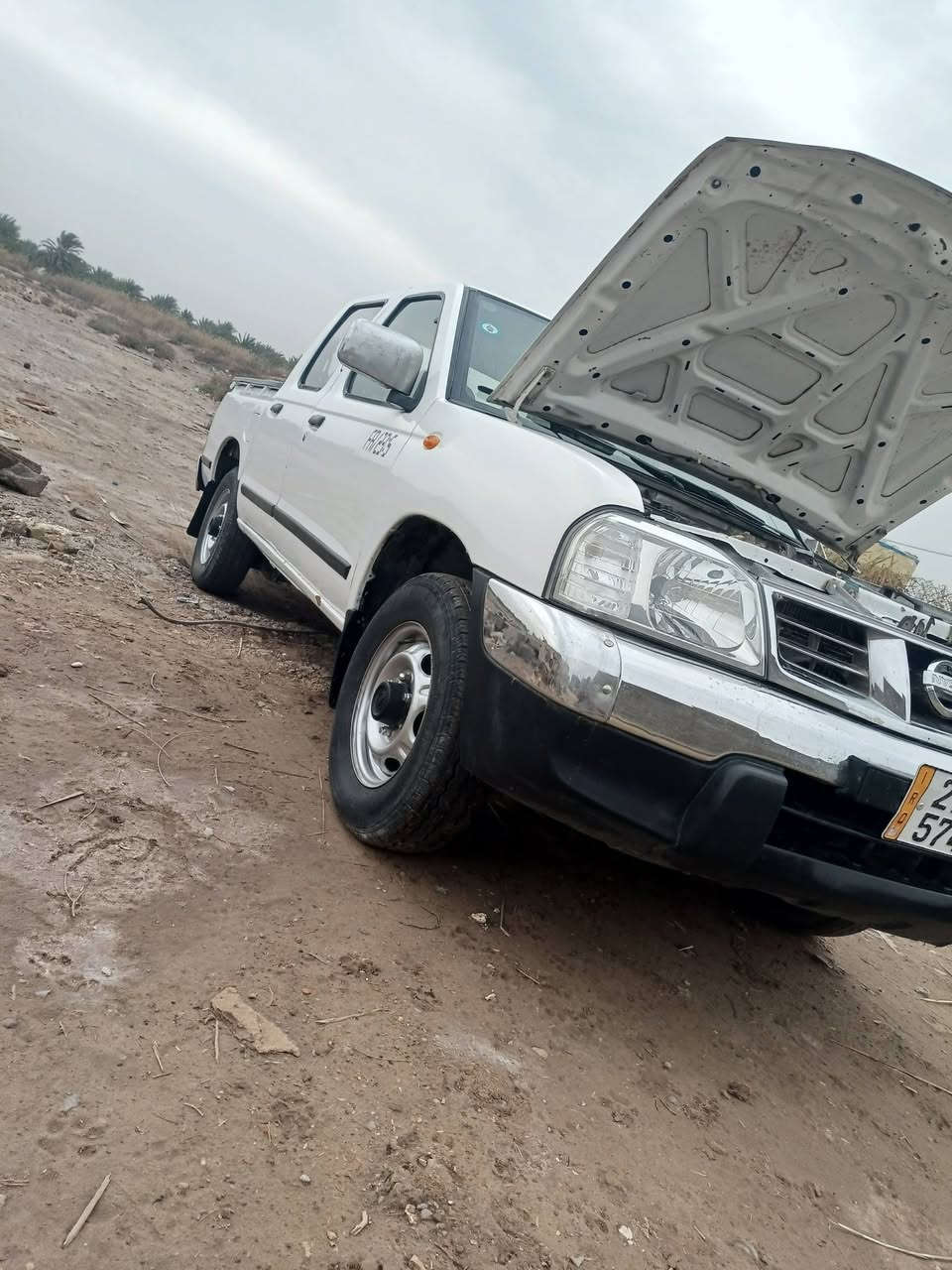 السلام عليكم للبيع نيسان 2015 بيهه صبغ حزام 130وبيه مجال ***********
