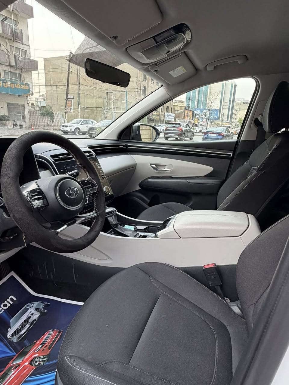 سلام عليكم للبيع توسان موديل23 لسياره حلوه اوربع دينار مابيها مواصفاتها قماره حديد اوتو هولد رادار كامره كشن كهرباء 
مكان سياره بغداد
السعر207
للاتصال
***********
