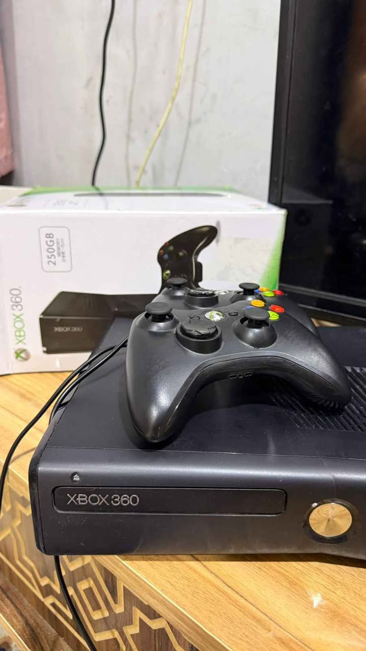 السلام عليكم xboxللبيع نظيف  استخدام قليل كلش بعده بالكارتون ملحقاتها كلها وياه الاصليه 
ومهكر بيه 100 لعبه شكو لعبه بالسوك منزلها اله البصرة, العراق


**إذا كنت صاحب هذا الإعلان وتريد حذفه لأي سبب، رجاءا أرسل رسالة إلى الدعم الفني**