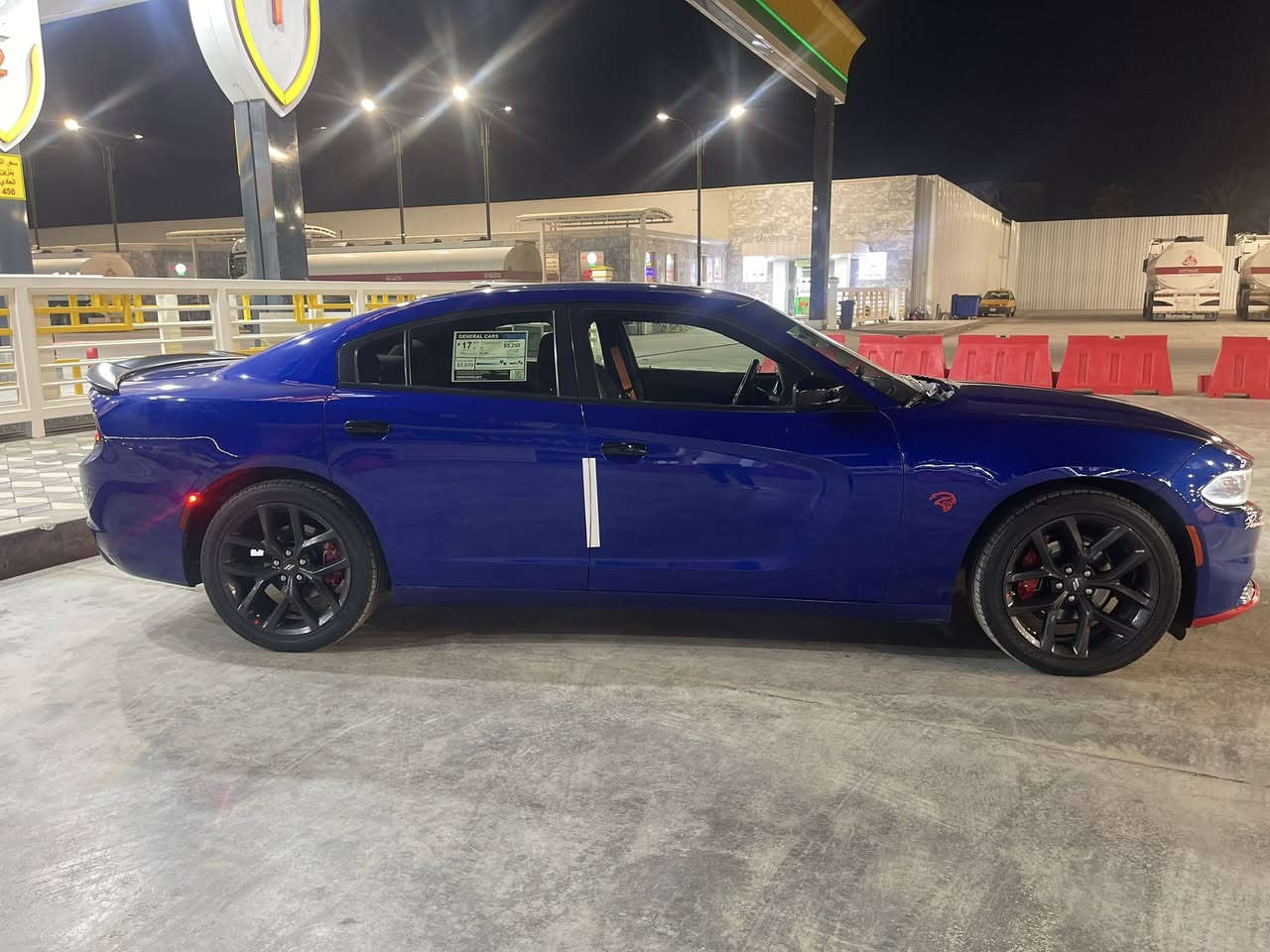 السلام عليكم الغوالي
رمضان كريم 

دوج جارجر  موديل 2020 وارد امريكي حادث موضح بلصور والسونار 

بابين فقط مبدلات نفس الون فقط بيها صبغ بلدوسه وداير الجاملغ الخلفي من الداخل مواصفات SXT

اعتياديه ماشيه 81 الف ميل رقم دهوك تحويل او كاله هزه وفحص ورقم وسنويه كله جديد لل 2027 السعر 200 وبيها مجال جدا بسيط مكان السياره بغداد الكريعات 

ملاحضه شباب السياره معنوبه مال ثلج واهل الاختصاص يعرفون شقصد للاستفسار ***********
