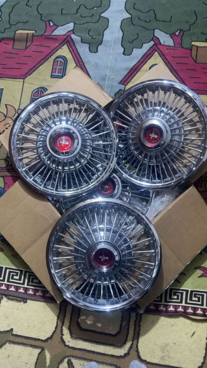 سلام عليكم كبات موستك البيع ***********
