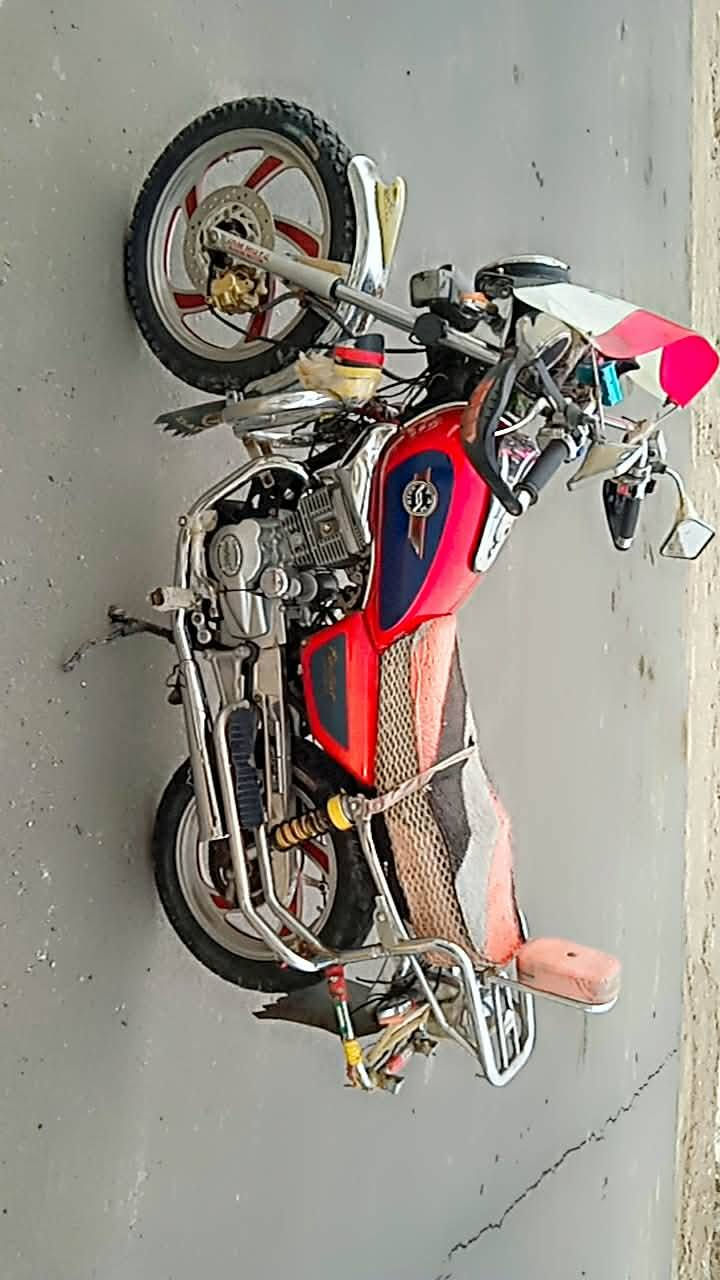 السلام عليكم دراجه تايموته نضيفه بمعنه الكلمه الموديل 2021 وراق صولي محرك ما مفتوح من الشركه شرط *********** رجان لحد يراسلني خاص ما جاوب رقم موجود ونتصل واني بل خدمه
