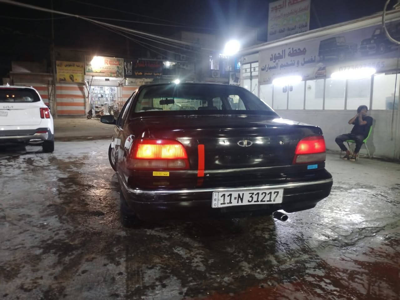 سلام عليكم برنس موديل 97فراشه سيارة جاهزه تخم تأير صدر جديد مكينه وكير مكفولات فقط تبريد غير شغال رقم جديد بسمي شررط تحويل سعر 31 ورقه مكاني بغداد البلديات رقم الهتف ***********
