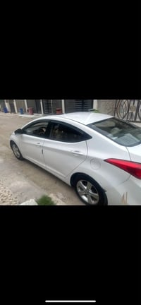 السلام وعليكم النترا موديل 2014  وارد خليجي فول مواصفات  بيه قطعة وحدة...