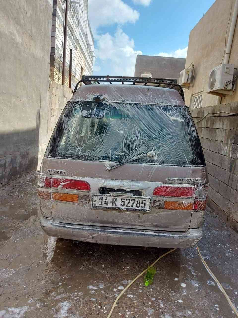 تيوتا فاره للبيع رقم بصره الدولي الجديد خصوصي  محرك ثري واي شرط
موديل 92 السعر 28 وبيه مجال مكاني البصره التنومه للتواصل ***********
