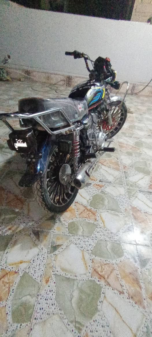 سلام عليكم دارجه سيفان للبيع 25 مكفوله كفالة عامه السعر 700 وبيه مجال الرقم ***********
