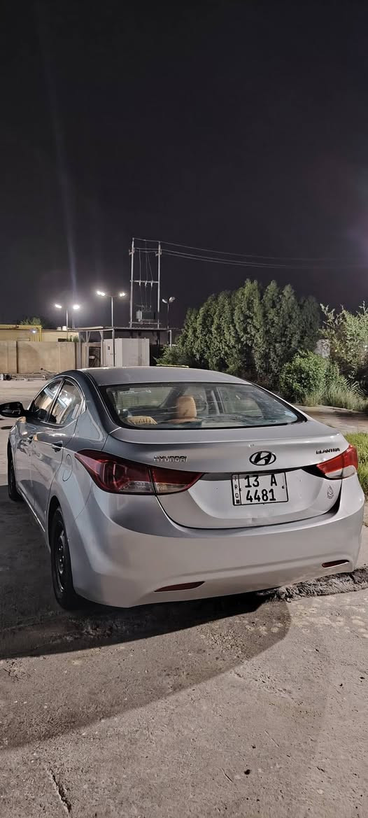 السلام عليكم 
سياره النترا وارد خليجي محرك 1600 تبريد حداديه محرك كير السياره جاهزة رقم ميسان دولي سنويه لل 2020 بأسمي شخصيا تحويل مباشر 
العنوان الناصرية المركز 
للتواصل ***********
