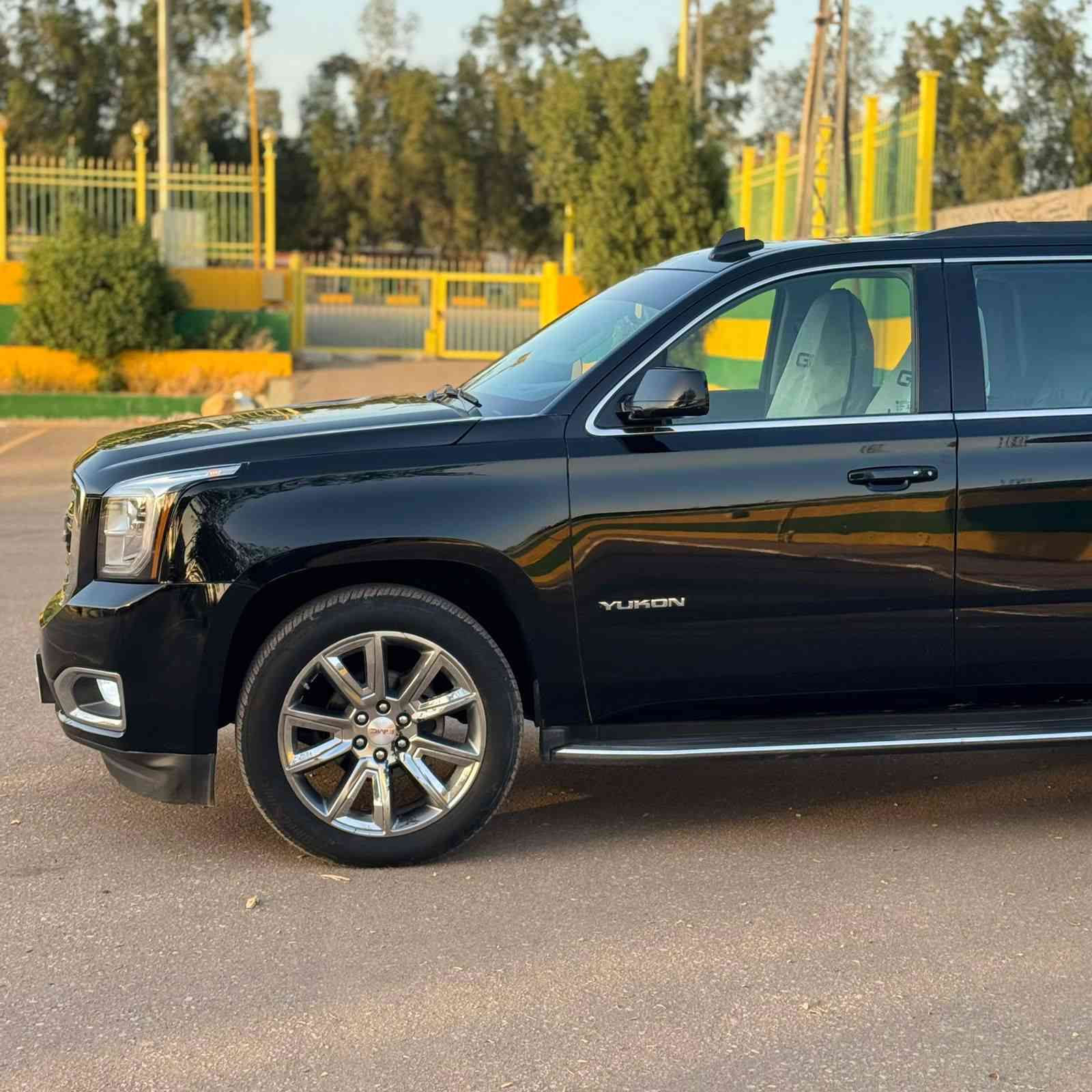 سلام عليكم
GMC 2018 
Vip
فول مواصفات
فتحه 
بصمه 
تشغيل عن بعد 
كشن خزن 
كشنات كهرباء 
كشنات تبريد تدفئه 
شاشه خلفيه 
كشنات منفصله 
قاصه سريه 
رقم بغداد الجديد باسمي تحويل مباشر 
حادث السياره بنيد وجاملغ بدون ايرباك 
والبابين الصدر بيه كلير من امريكا 
السياره جديده بمعنى الكلمه 
بسعر مغري وماكو هيج سعر 
285 ورقه 
***********
مكان السياره بابل الحله
