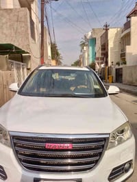 سياره HAVAL H6 2016  سياره معروفه بدون اي حادث  بيهه شخوط خفيفه شوفت ع...