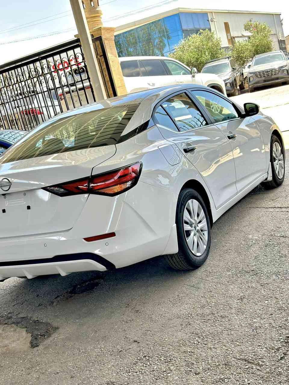 نيسان سنترا 2025امريكي
لون ابيض
ماشيه 6000Miزيرو 
محرك 2000
بصمه 
رادار امامي
 راداد خلفي 
مثبت سرعه
حادث موضح بصوره جدا بسيط 
دخول جديد 
للاستفسار اكثر فقط واتساب او خاص 
***********
***********
