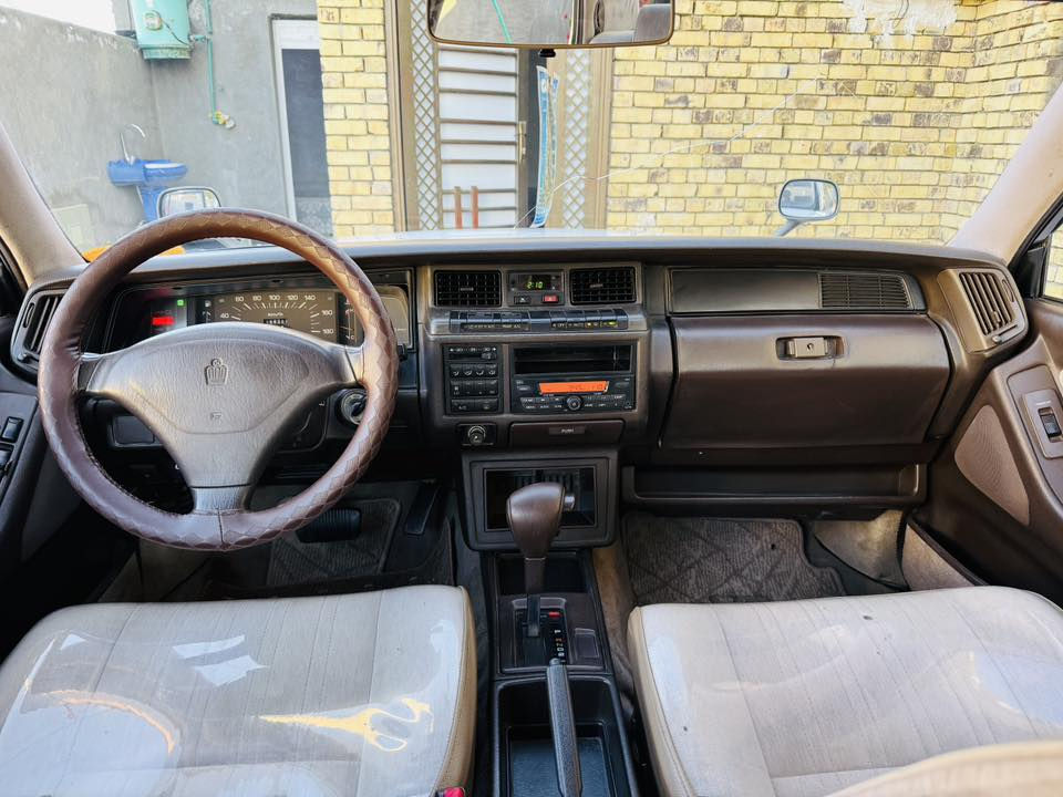 اللهم صل على محمد وال محمد 
السلام عليكم سوبر كراون ارنب كصيف موديل 1996 كفاله عامه 
ضربه وصبغ وتبديل سياره جديده 
بحاله الوكاله ماشيه 159 الف 
كير ومكينه ونجي تخم تاير ياباني 
حداديه 100 بل 100 جاهزه من كلشي كير مكينه وحداديه تبريد 
دواخل كلش جديده دشبول بطاين 
مال ايسر بلاد عسلي سياره جاهزه على اخر حبايه توني جاي بيه من السعودي مال جناي ماعوزه برغي ترايه شرط زيرو شكو برغي بيه بعده اصفر رقم بغداد دولي بسمي سنويه جديده هزه جديده رجاء بس يدور جديد يتصل رجاء ما يعرف قيمته لا يعلق مكان السياره الناصريه 
سياره شرط احله من الصور وانا مسول عن كلامي السعر 128 
الشراي يتصل ***********
