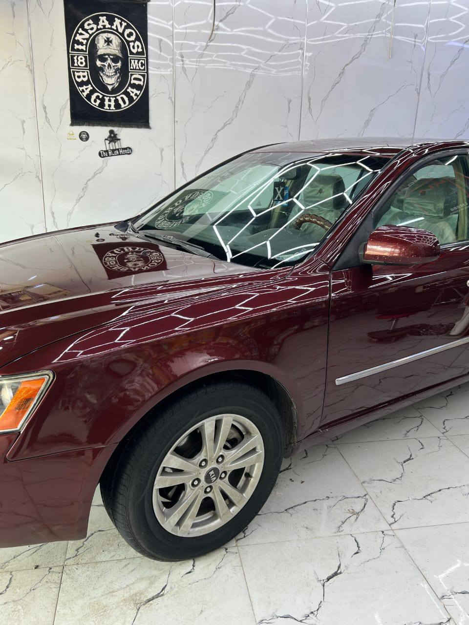 سلام عليكم مره خصت مدير الكروب المحترم سوناته مقدس للبيع موديل 2008 وارد امريكي للمتت رقم بغداد بسمي كفاله عامه سياره تبريد تتفة حداديه واحد على واحد تخم تاير جديد فتحه سقف سلايت مكينه 3300 وياه مكينه ثانيه كسر حاويه سعر سياره 100 وبيه مجال بصيط للشراي 🌹 علمن سياره  سنويه نافذه 2030 العنوان بغداد رقم الهاتف ***********
