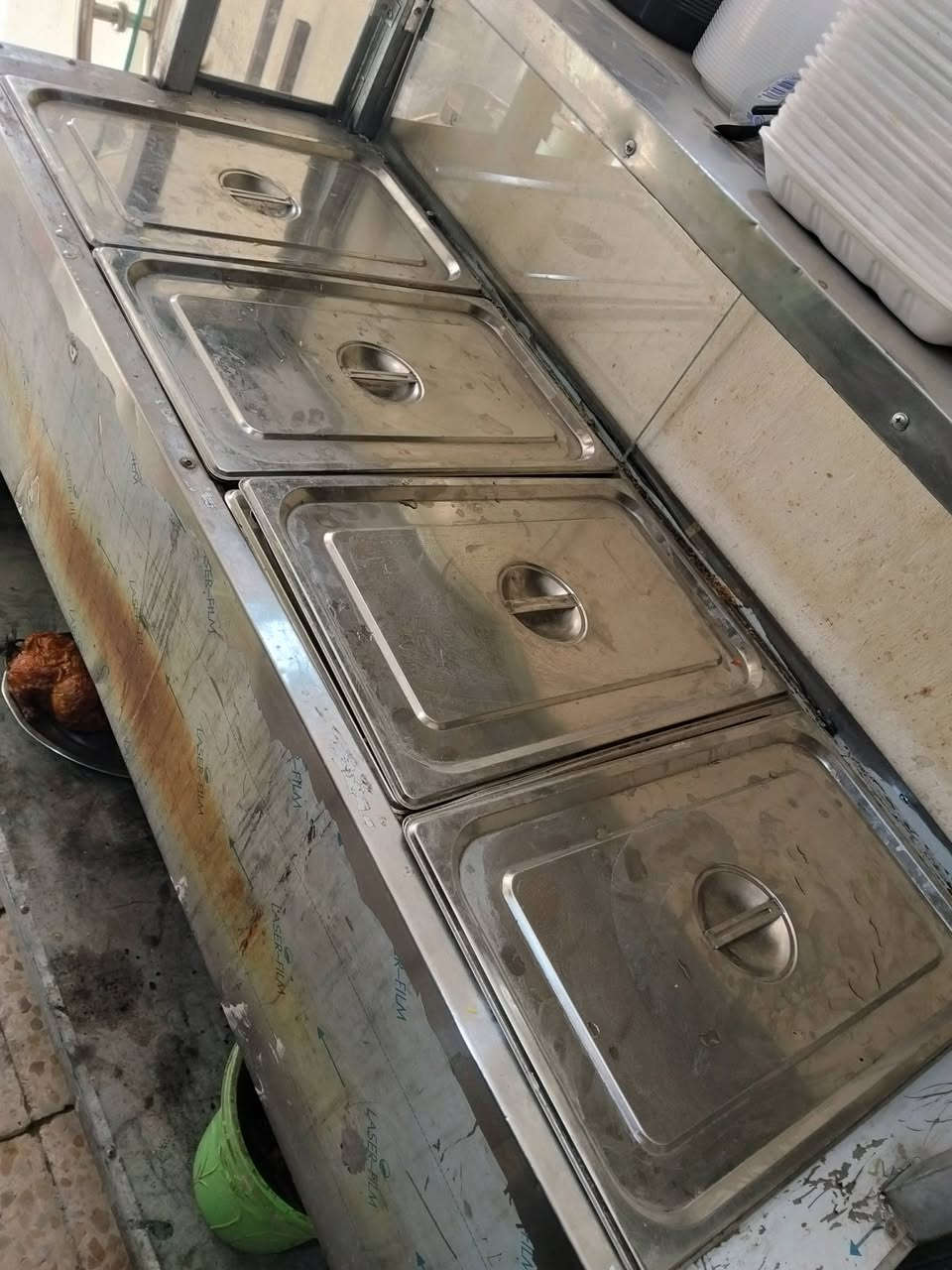 ش
السلام عليكم شوايه دجاج ام السته شغاله اخت الجديده استخدام قليل للبيع مع حمايه 4 بلانك للبيع مكان سبع البور مدخل السوداني الاتصال ***********
