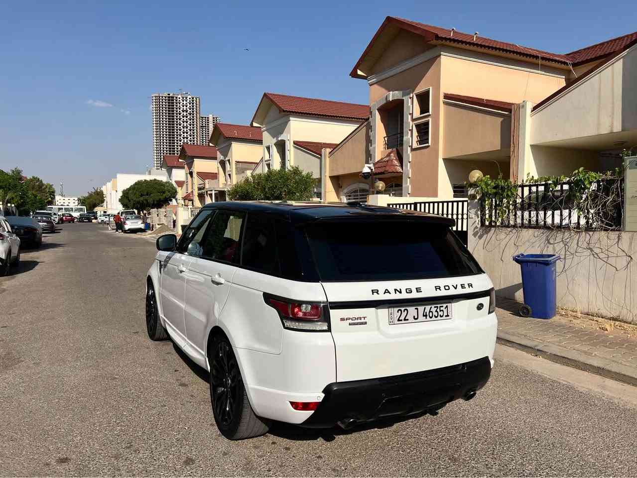 Range rover sport autobiography 2014
سەیارەکە مواسەفاتی دیارە پێویست بە وتن ناکا 
یەک پارچەی سبوخە بەس پەمپە بێ ژورێ بێ ئیرباگ دینار مەسروفی نیە مەکینە v8 supercharged زەمانە وەکالە سەردارە 
١٠٠.٠٠٠ هەزار کم رۆشتیە
*********** أربيل, العراق
