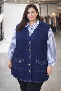 قميص صيفي ٥٠-٧٤ • جنز صيفي ٤٨-٧٤ • طول ٨٥