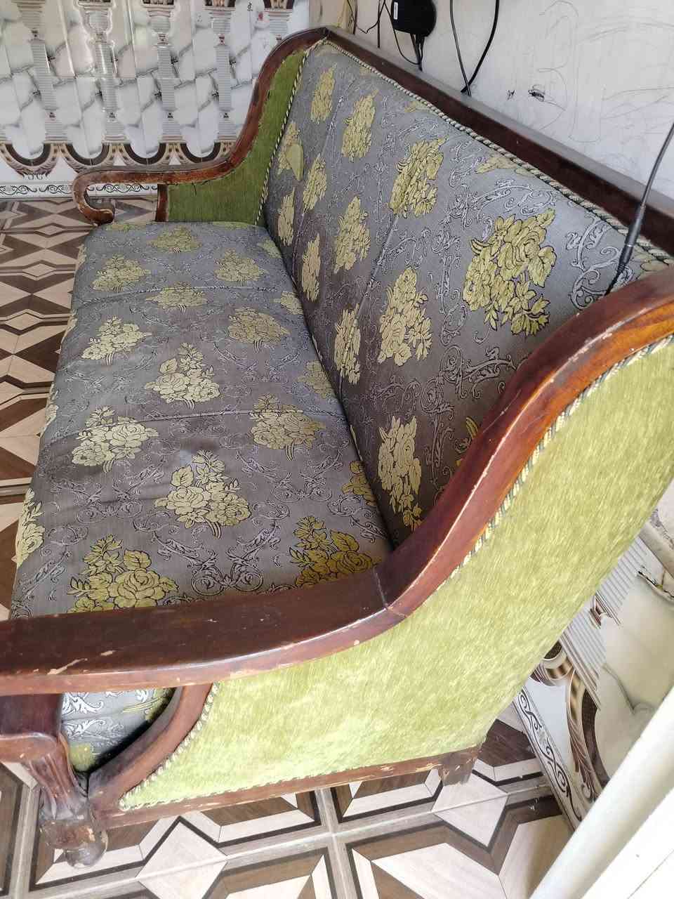 للبيع تخم  10 مقاعد نظيف كلش عوزه بس صبغ السعر ب 250 وبي مجال قليل


**إذا كنت صاحب هذا الإعلان وتريد حذفه لأي سبب، رجاءا أرسل رسالة إلى الدعم الفني**