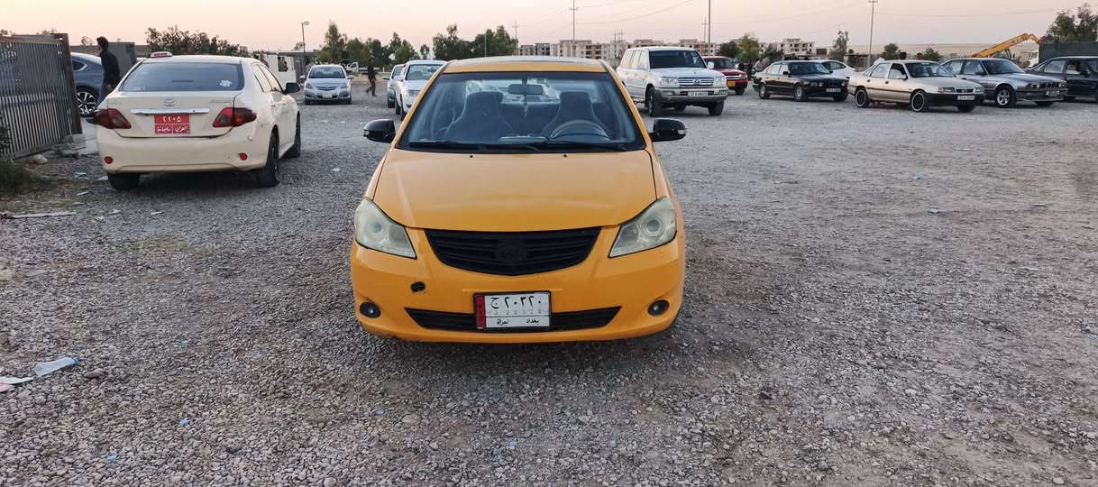 بیوایدی 2013 تەکسی  گێر تۆماتیک گێرو مەکینە کرۆلایە سەنەوی پلاستیک  بەشەرتی حاسیبەو ئەوەلیات سەیارەکە زۆر جوانە بێ مەسرەفە بەشەرت چرکەی تیا نیە لێخورینی هەر زۆر خۆشە کارەبایات جام کارەبای شاشەئایپات گێچ بانزین حەماوە بەشەرت  گێرو مەکینەی بەشەرت نرخی25گڵاو مەجال موشتەری نیت سەرم مەئێ شێنە لەگەڵ رێزم   ژمارە ***********  ئەم ژمارە واتسابی لەسەرە شمشمل, السليمانية

