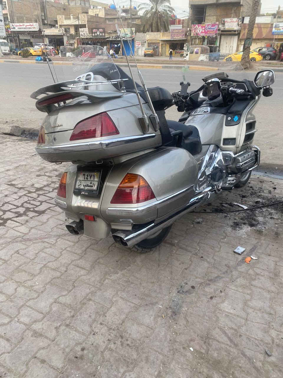 السلام عليكم لبيع كولدن 1800مديل 2004دراجه جديده تايرات مكاني حي اور
عارضه ب39وبيه مجال ***********
