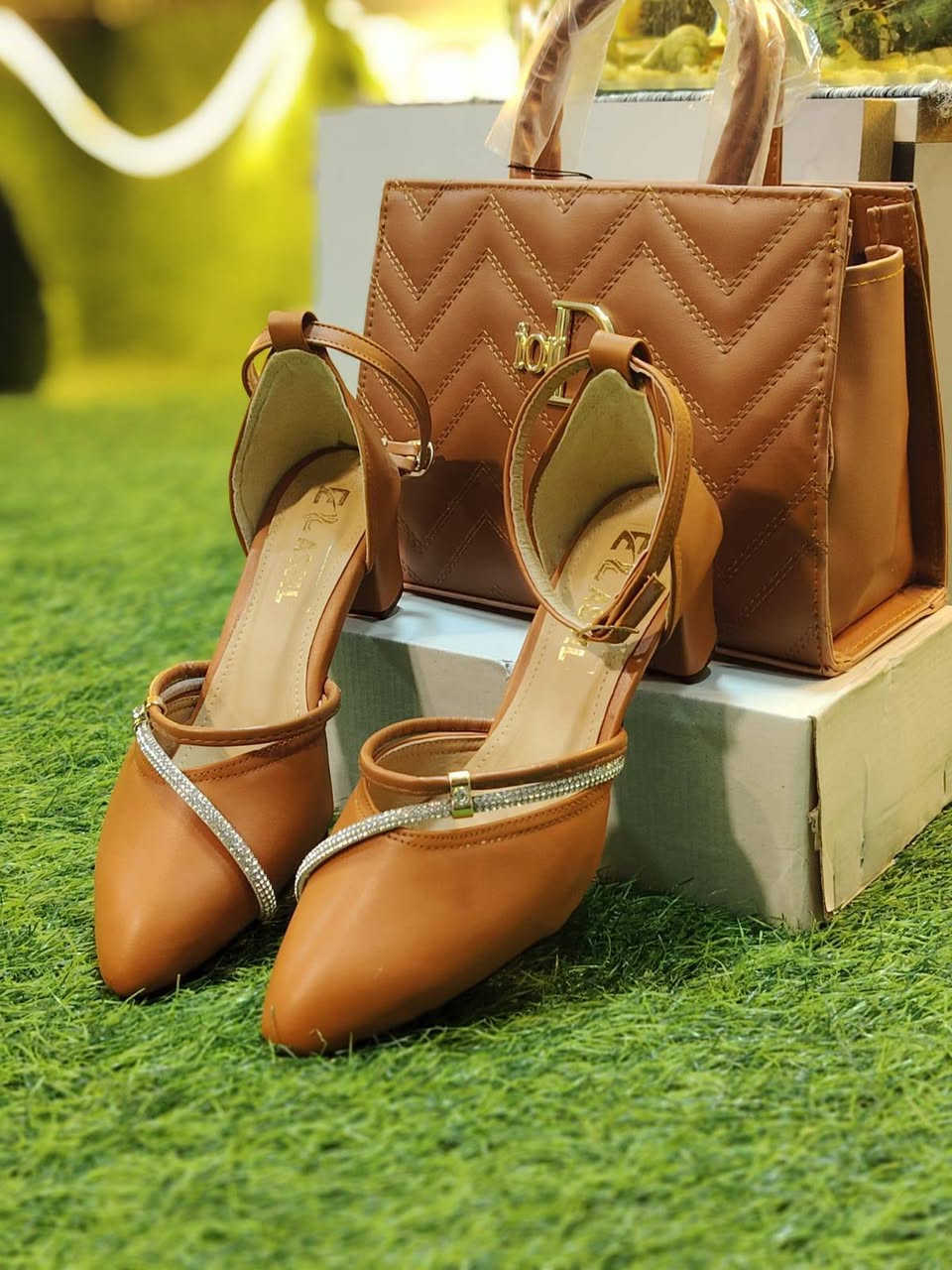 العرض كامل 15 الف 
التوصيل محافظات 5 الف 
توصيل داخل النجف 3 الف


**إذا كنت صاحب هذا الإعلان وتريد حذفه لأي سبب، رجاءا أرسل رسالة إلى الدعم الفني**