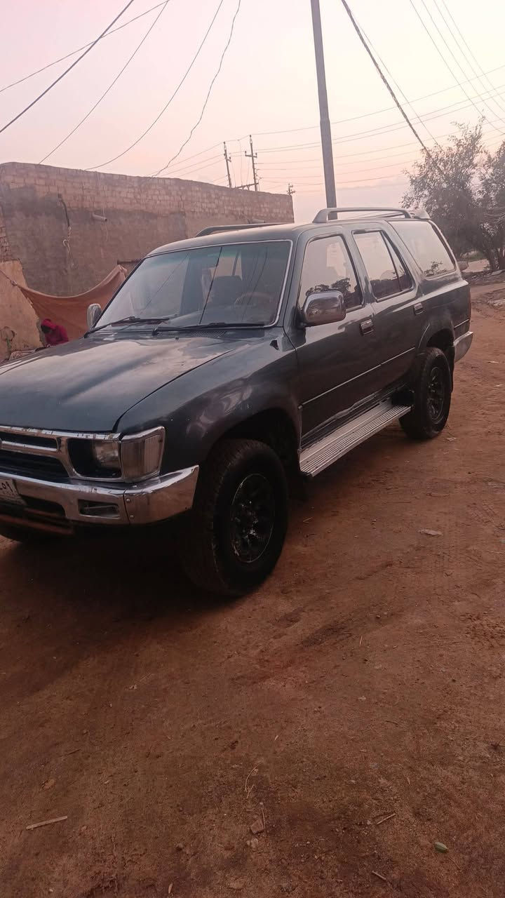 السلام عليكم جيب تيوته موديل 91 سنويه 27 تحويل مباشر سياره جاهزه تخم تاير نحرك ثري واي 
سعر 40 واذا مراوس بيكم كريت حته لو فرق انطي نقد 
***********
