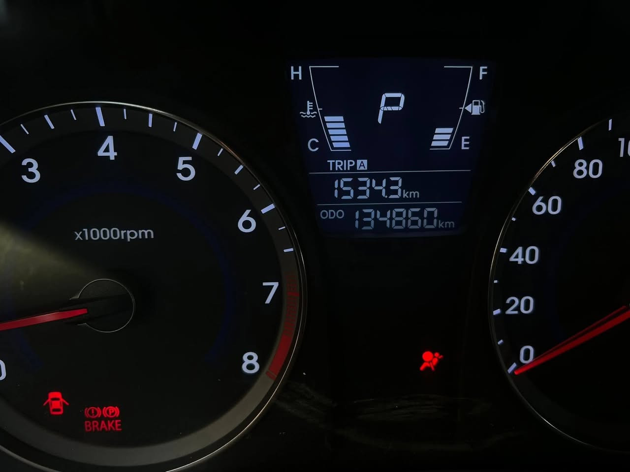 السلام عليكم هونداي اكسنت موديل ٢٠١٢ مكفوله خليجي فول مواصفات للبيع رقم انبار باسمي السعر ١٠٥ مكان السياره حديثه ***********
