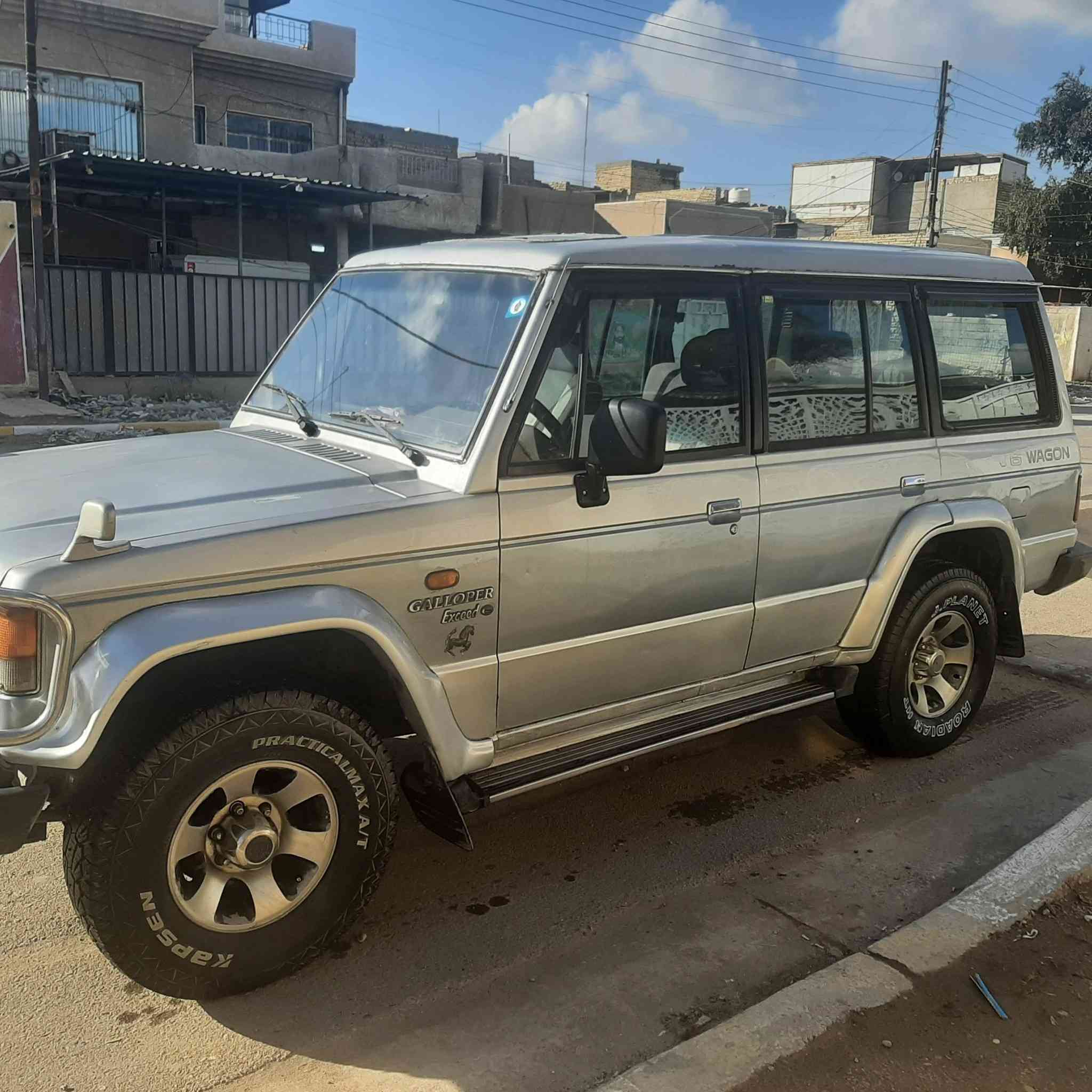 سلام عليكم
ملاحضة:مكلف بالنشر
 للبيع كالوبر طويله 1993 محرك بلادي ممتاز كير عادي جيد لوكير شغال يعني الدفع الرباعي شغال تخم تاير اجنبي جدد حدادية توب كهربائيّات زائد دوشمة جيدة الون سلفر موزر السيارة رقم انكليزي بغداد سبوع الجاي استلم سنوية باسمي سعرهة 55 ورقة وبيهة مجال هاذة رقم صاحبهة  *********** مكاني بالحسينية
