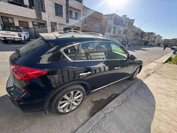 Qx50
انفنتيQX50 موديل 2017
محرك 6 سلندر / 3700
رادار 360/اربع كامرات
بصمه ابواب
كشنات تدفئه كهربائي خزن ميموري
فتحه سقف
ماشيه 73الف ميل
وارد امريكي حادث موجود في الصور  
السعر 130ورقه وبيها مجال 
 بغداد اليرموك
الرقم ***********
