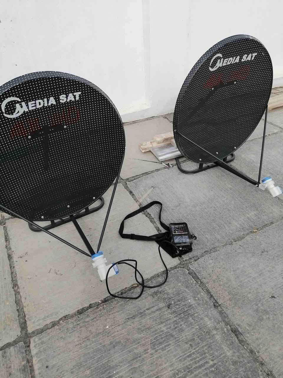 ليش أهالي النجف يختارون ياسر سات؟ 📡
الكل يحب الإشارة تكون ثابتة 
وراء كل تنصيب أكو دقة وخبرة وشغل محسوب 👌
🔹 ضبط الإشارة بجهاز فايندر احترافي لضمان أعلى ثبات
🔹 تثبيت أصولي يتحمل الهواء والمطر 🌧️
🔹 استخدام مواد أصلية وجودة مضمونة
🔹 معالجة مشاكل ناتجة عن تنصيبات سابقة غير دقيقة وتصحيحها باحترافية
هدفنا تبقى مرتاح…
إشارة ثابتة بدون تقطيع وقت الذروة ✅
ياسر سات 📡
ثقة مستمرة… وخدمة تليق بأهل النجف 🤍🌙
***********
*********** واتساب النجف, العراق
