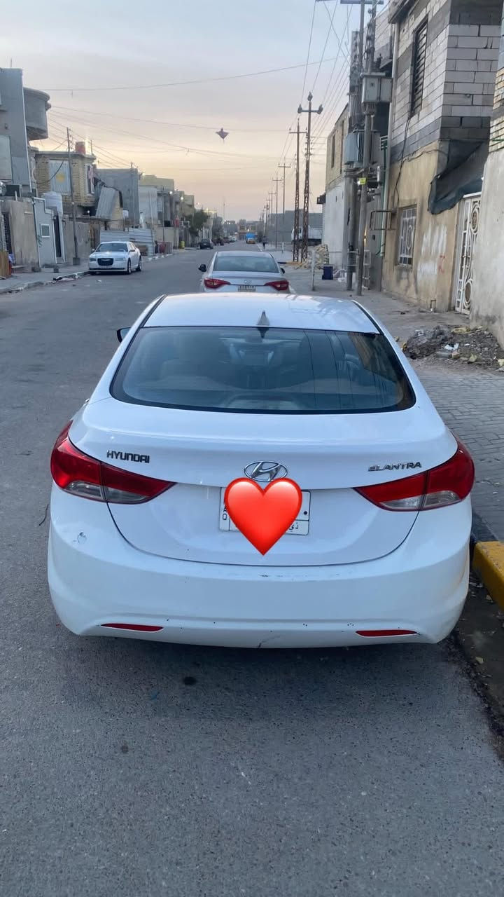 السلام عليكم مكلف بلنشر :
هونداي النترا 2012 خليجي 

باسمي تحويل ثاني يوم 

محرك وكير كفاله !

تخم تاير جديد 

حداديه جديده 

تدفئة تبريد منضومه جديده 

بيها ضربة زغيره  بلداير مال جاملغ الخلفي موضح بلصوره 

وبيها ضربه بباب السايق ضربها ابو دراجه زغيره موضح بلصور 

السعر 102 وبيها مجال للشراي للتواصل :

***********  

اتصال فقط مكلف بلنشرر !!
