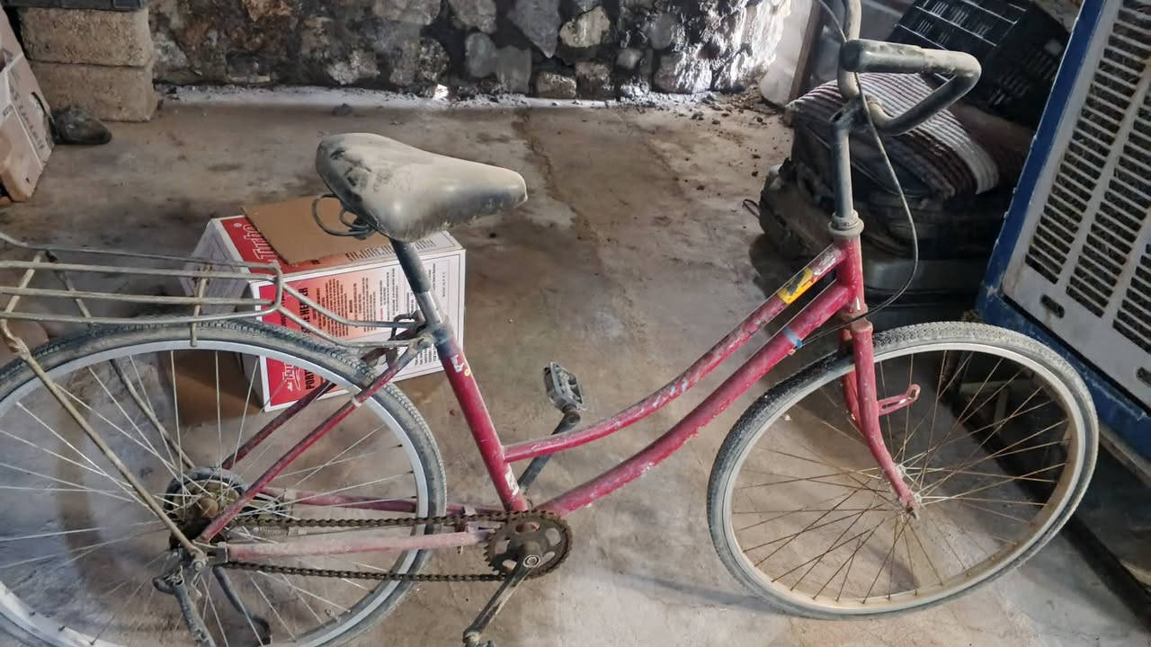 للبيع يردلهم شويا تصليح الواحد ب35
عنوان حي بدر 
***********
