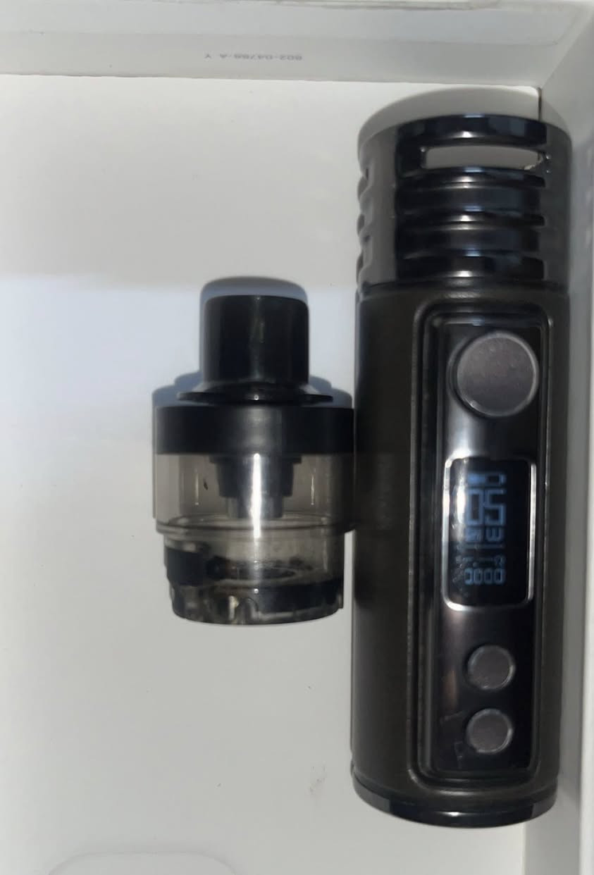 ڤيب مستعمل للبيع
بطارية قوية وشحن سريع
معاه التانك مثل ما مبين بالصورة

السعر: 40

للي يريده يتواصل خاص


**إذا كنت صاحب هذا الإعلان وتريد حذفه لأي سبب، رجاءا أرسل رسالة إلى الدعم الفني**