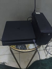 بلي فور ذاكره 500 معه قراص يوبي اس وجوستك2 أسعر 300 بي مجال رقم 077456...