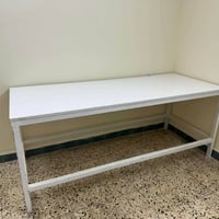 طاولة ٨٠سم • ٢متر • أربيل