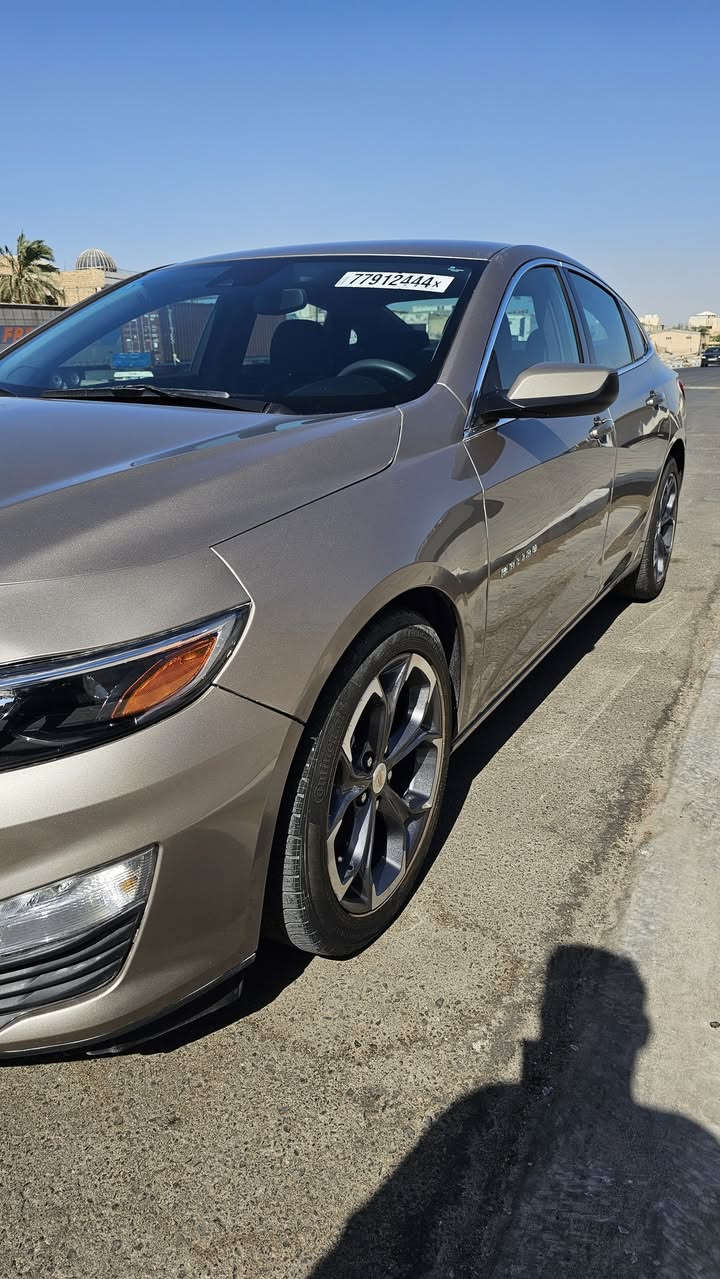 ماليبو 2023 LT
حادث خفيف سطحي بدون ايرباك وما واصل الراديترات
تبديل جاملغ تفصيخ اصلي
السيارة جديدة ماشيه قليل 21000 ميل
مكان السيارة البصرة رقم بصرة معوقين 
السعر 148
للتواصل اتصال على الشريحة او واتسب
***********
***********
