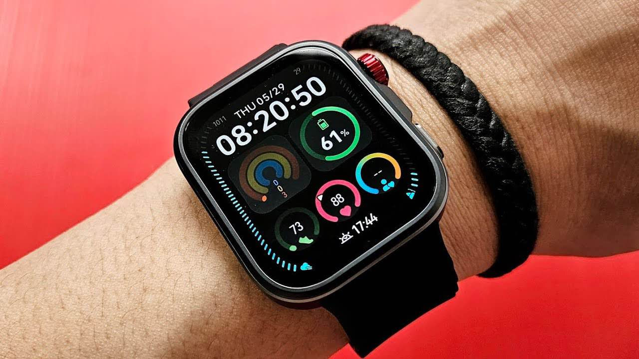 Huawei Watch Fit 4 Pro بۆ فرۆشتن
سەعاتەکە زۆر خاوێنە و،�هیچ کێشەیەکی نییە و شوختی نيه.�پاتری زۆر مەزبوتە و بە ئاسانی(١٠) ڕۆژ دەمێنیتەوە.�شاشەکە زۆر ڕوون و جوانە و هەموو تایبەتمەندییەکانی بە باشی کار دەکات.

سەعاتێکی زۆر باشە بۆ وەرزش و بەکارهێنانی ڕۆژانە.
کارتون و کامل ئەشیای ماوە
‎💰 نرخ: ٢٢٠ هەزار�کەمێک مەجالی تێدایە.
لە هەولیرم گەیاندنم نیە

تايبەتمەندی و خالە باشەکان (بە کورتی)
 • شاشەی AMOLED گەورە و زۆر ڕوون
 • باتری بەهێز تا نزیکەی 10 ڕۆژ
‏ • GPS دروست بۆ ڕاکردن و وەرزش
 • زیاتر لە 100 جۆر وەرزش
 • پێوانەی ضربات قلب و ئوکسجینی خوێن (SpO2)
‏ • ECG و چاودێری خەو
‏ • Bluetooth call (وەرگرتنی پەیوەندی)
 • دژ بە ئاو 5ATM (بۆ مەلەوانی)
 • کوالێتی بەرز: شیشەی Sapphire و فریم Titanium
 • نەخشە و navigation بۆ ڕێگادۆزینەوە

✅ کورتە: کاتژمێرێکی زۆر باشە بۆ وەرزش، تەندروستی، باتری درێژ و شاشەی کوالێتی بەرز أربيل, العراق


**إذا كنت صاحب هذا الإعلان وتريد حذفه لأي سبب، رجاءا أرسل رسالة إلى الدعم الفني**